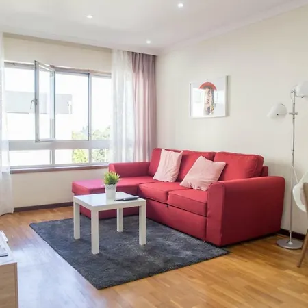 Panoramic & Cosmopolitan Flat - Metro Διαμέρισμα Βίλα Νόβα ντε Γκάια